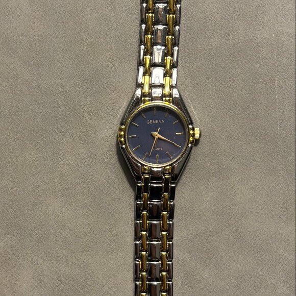 Elegant Geneva Quartz Woman Watch - Picture 1 of 5